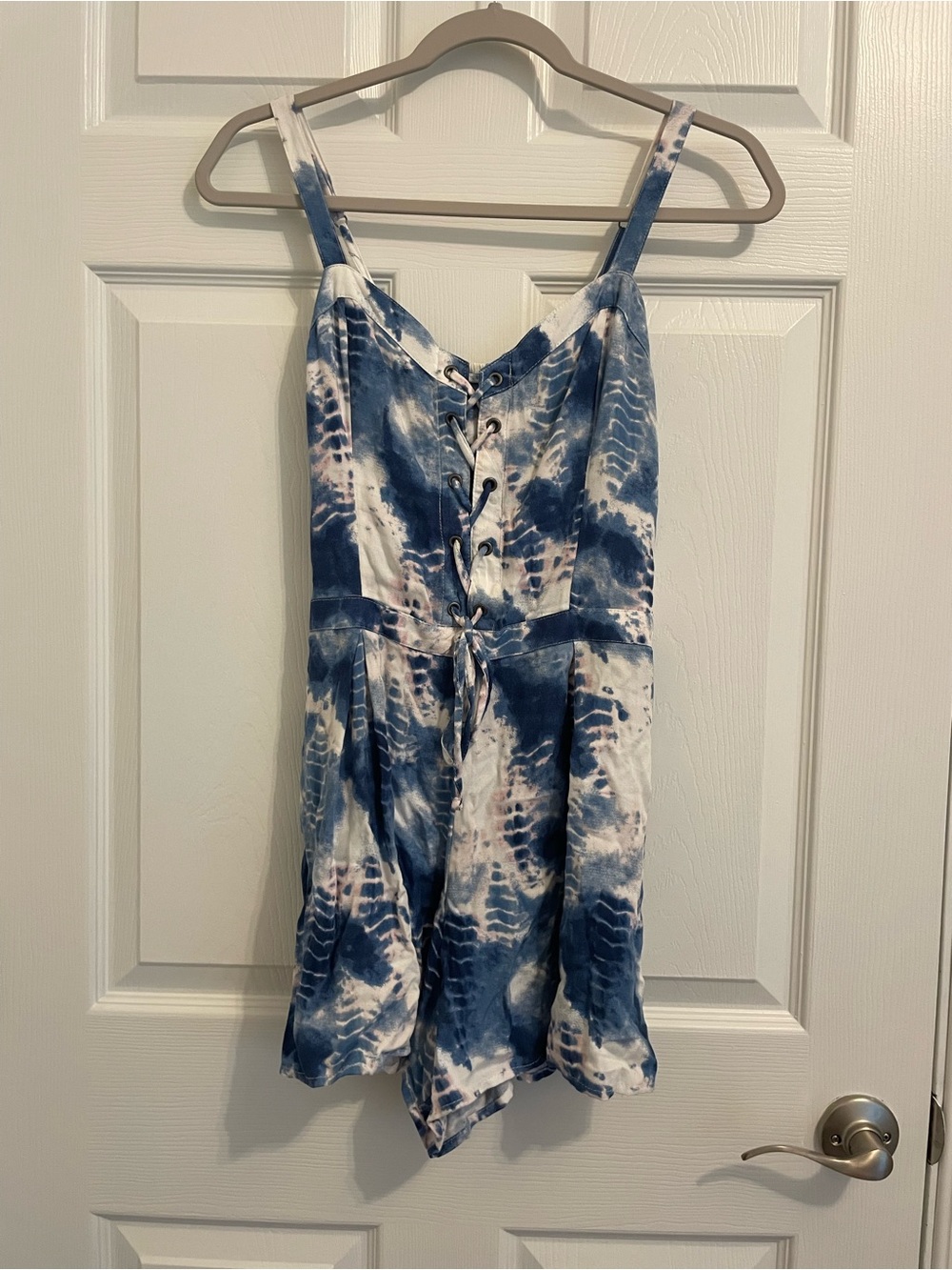 Hollister Blue Tie Dye Lace Up Festival Viscose Sleeveless Summer Romper Small